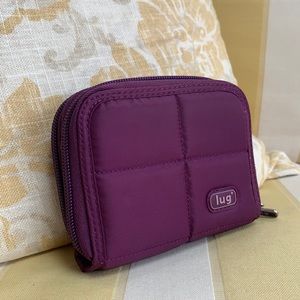 lug wallet